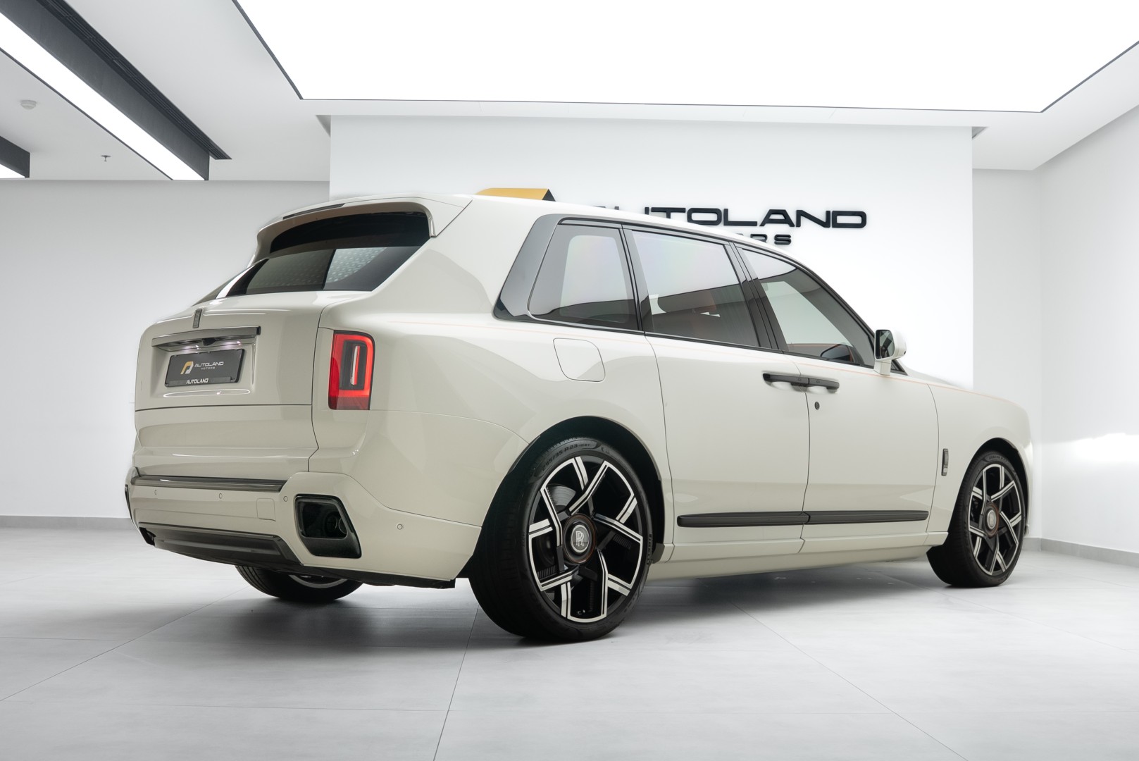 2025 ROLLS ROYCE CULLINAN |BLACK BADGE | FULL OPTION